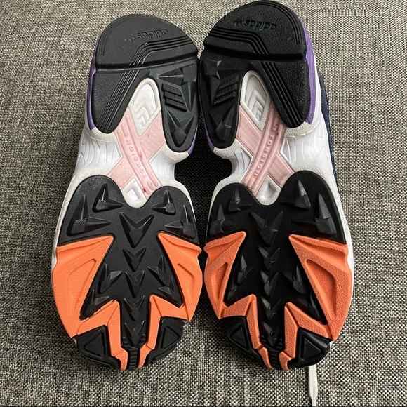 Adidas Falcon Retro Sneakers Size 7 - Picture 9 of 10